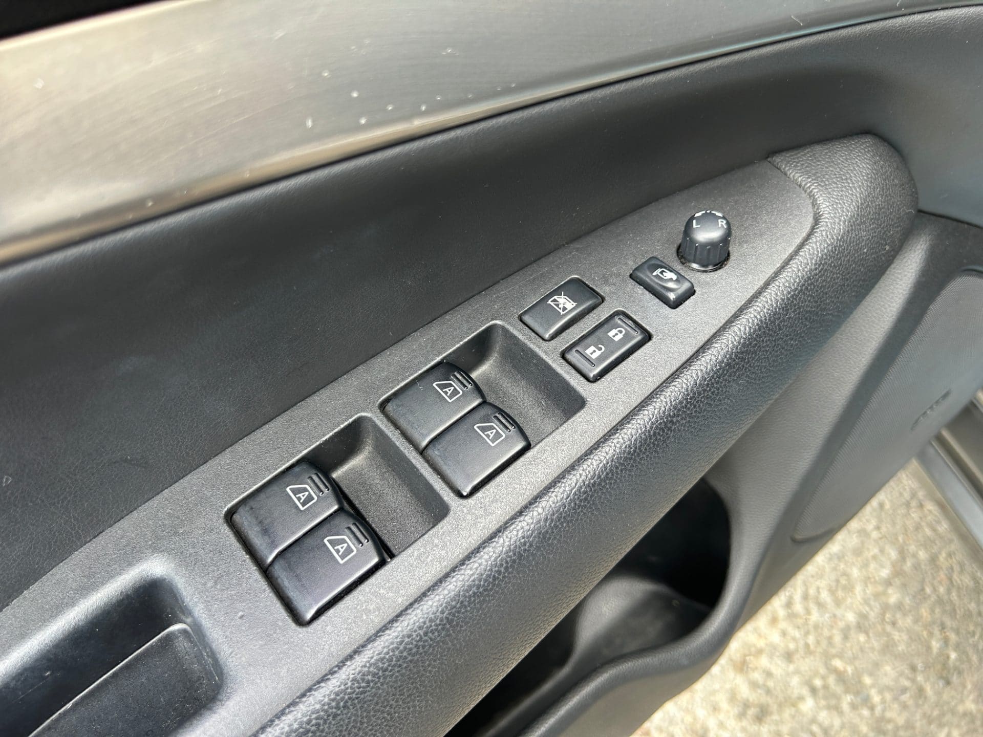 2010 Infiniti G37 Sedan S (S/N: 410967) 37