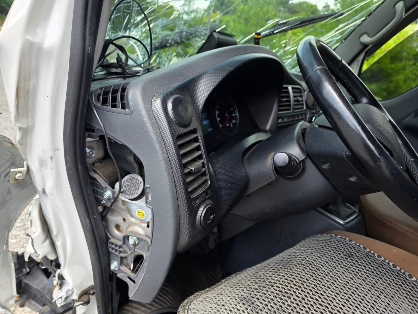 2024 Kia Bongo 3 (LPG 2.5 Turbo) King Cab 2WD (S/N: 756143) 18