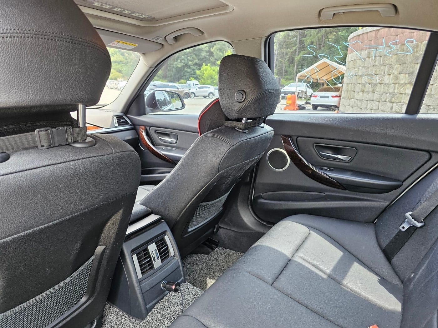 2014 BMW 3 Series (F30) 320i (S/N: 093911) 30