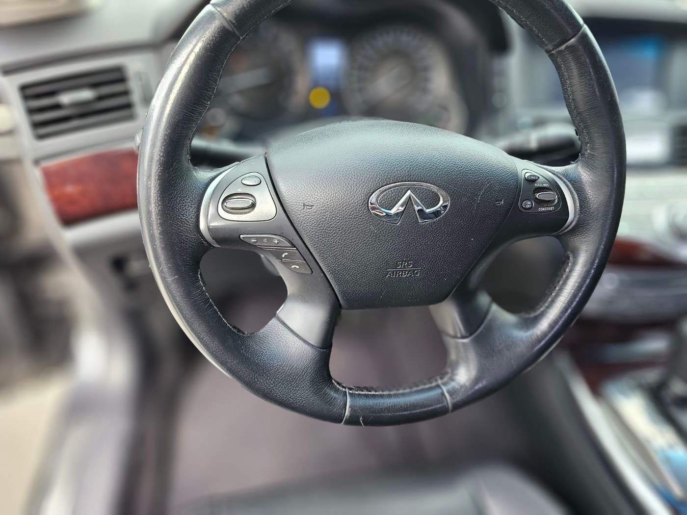 2016 Infiniti Q70 3.7 (S/N: 580157) 39