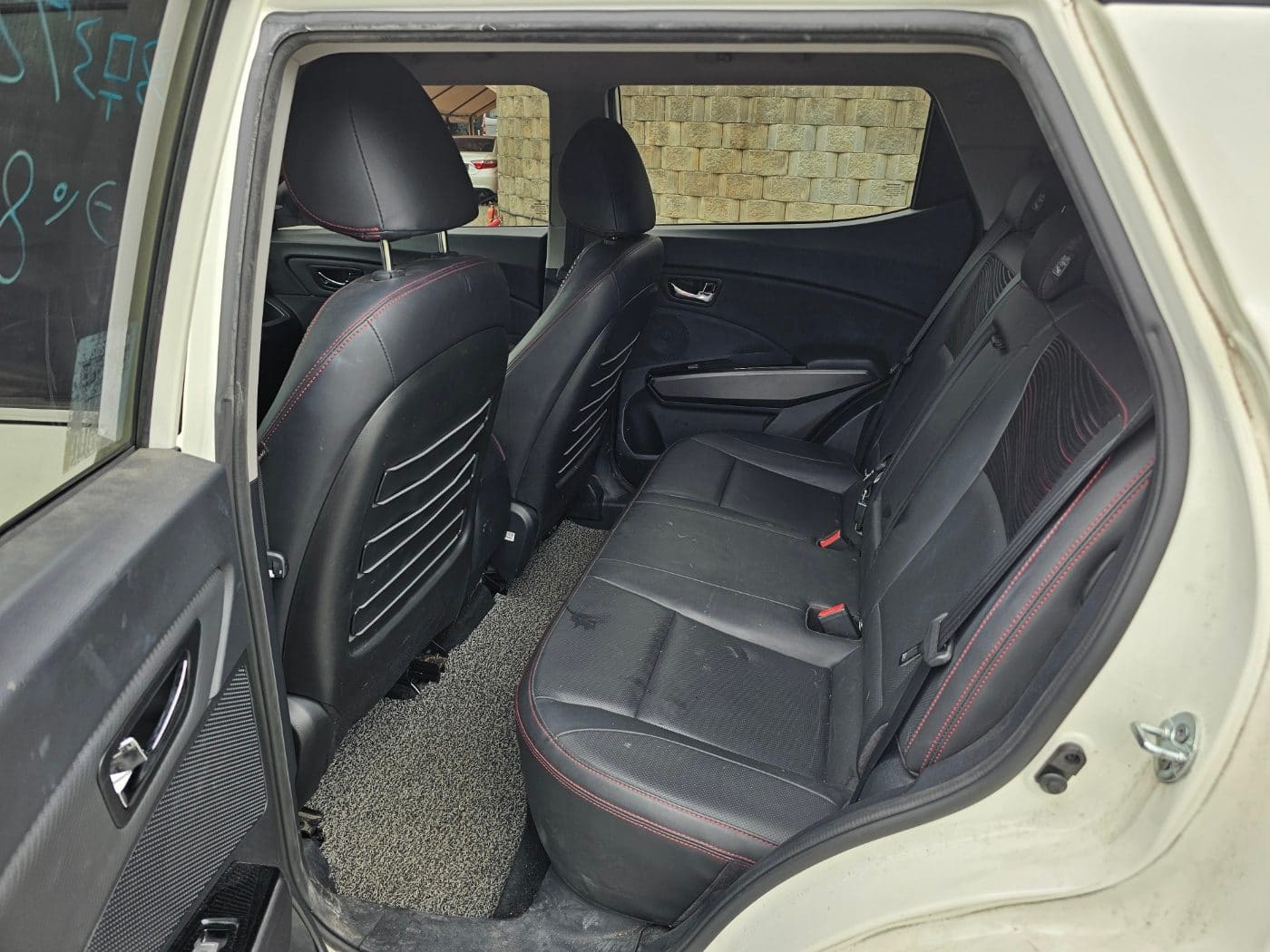 2019 KGM Tivoli Air 2WD Gasoline 1.6 (S/N: 262202) 23