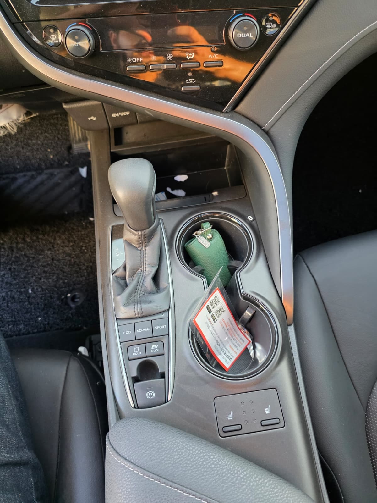 2024 Toyota Camry (XV70) 2.5 Hybrid XLE (049318) pre-producted 18