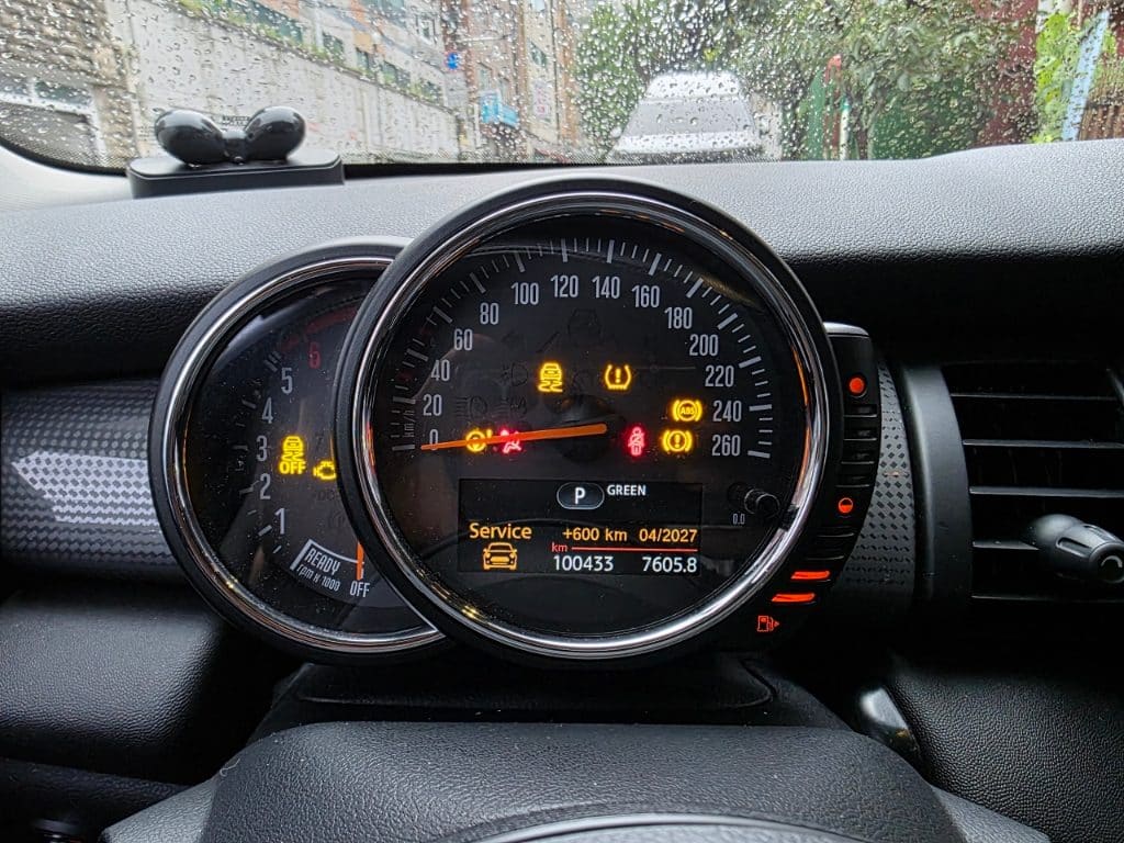 2015 Mini  Cooper D (957011) pre-producted 8