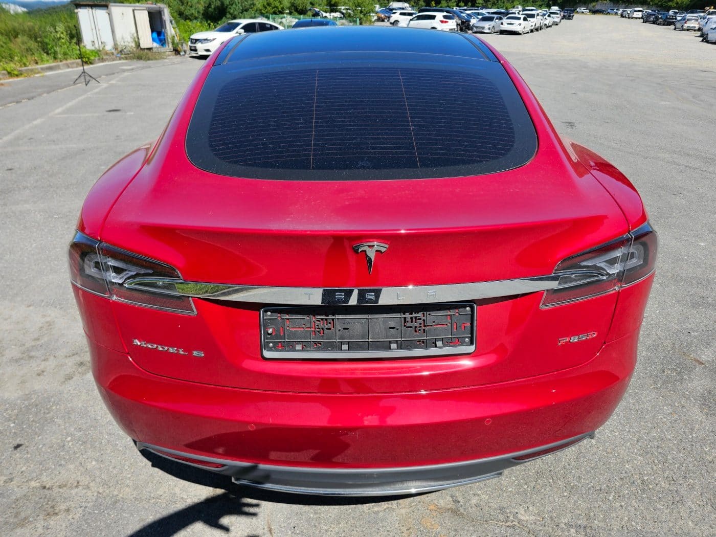 2014 Tesla Model S Performance (S/N: P63705) 5