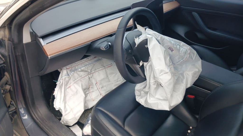 2020 Tesla Model 3 Standard Range Plus (733471) pre-producted 5