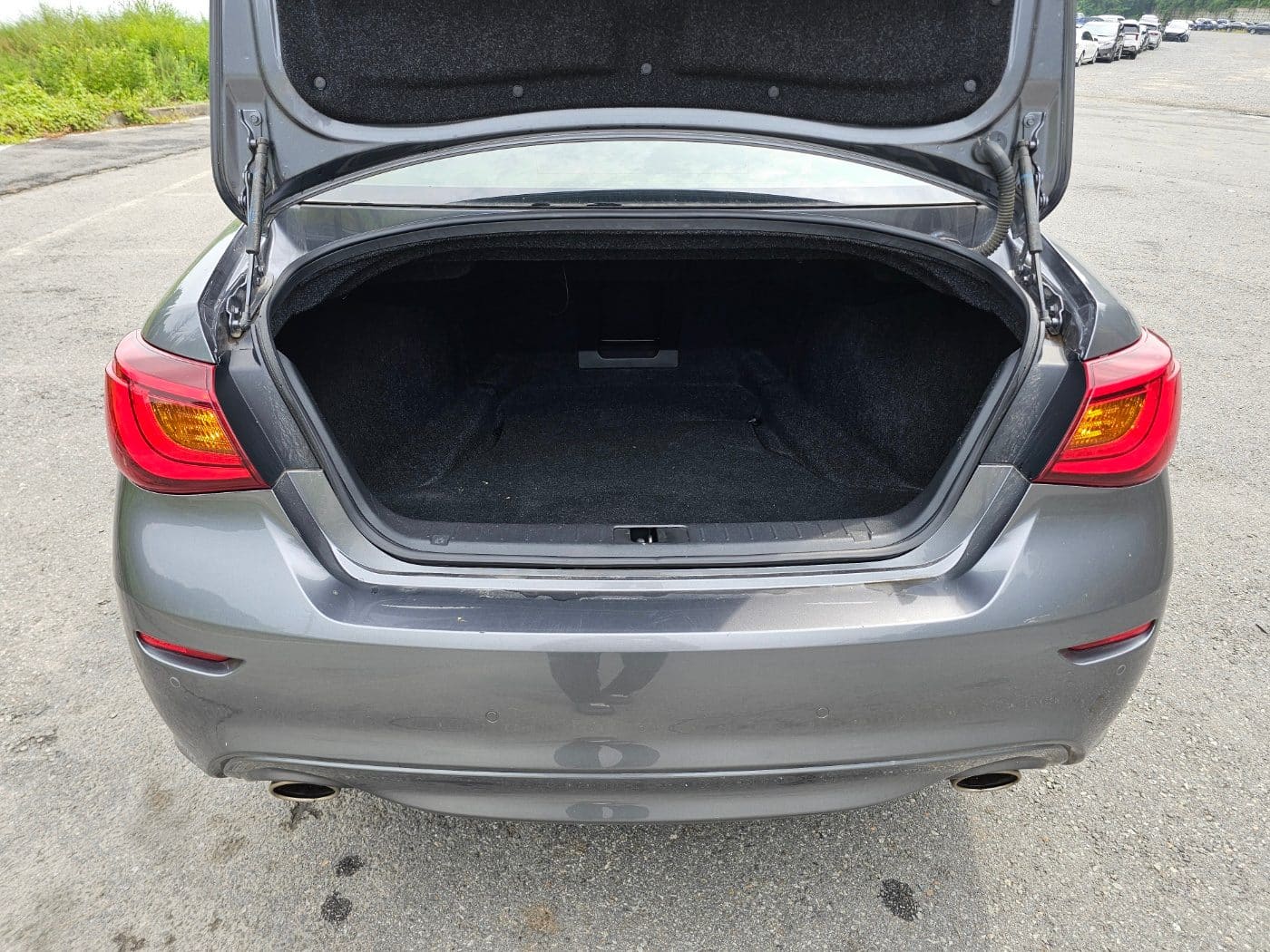 2016 Infiniti Q70 3.7 (S/N: 580214) 13