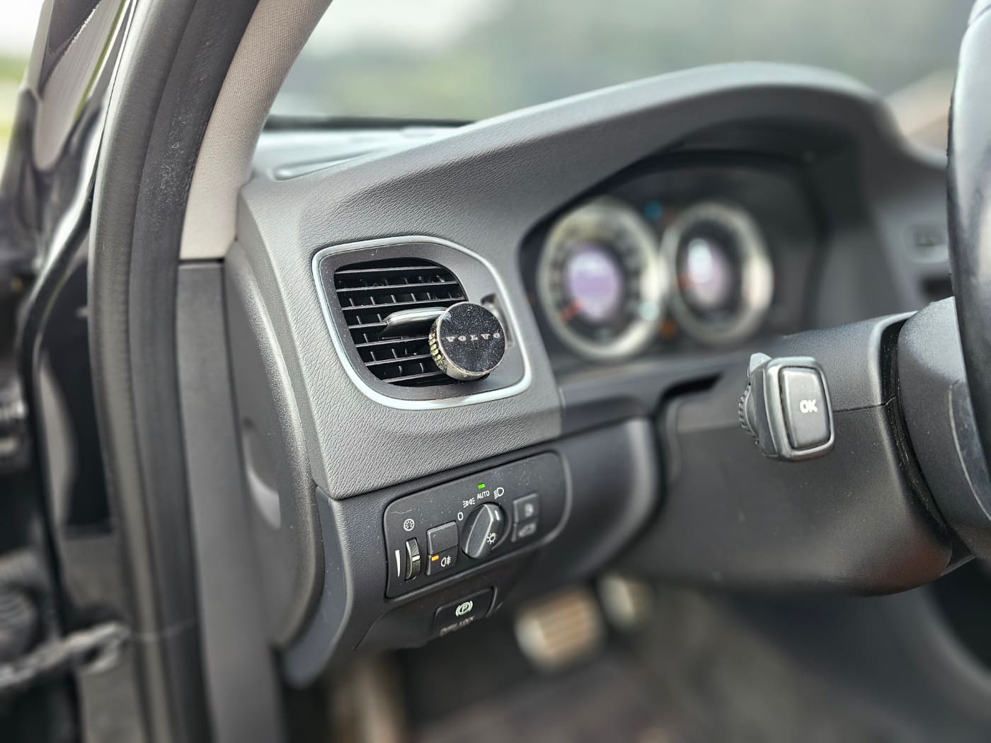2013 Volvo New S60 T4 (S/N: 174779) 40