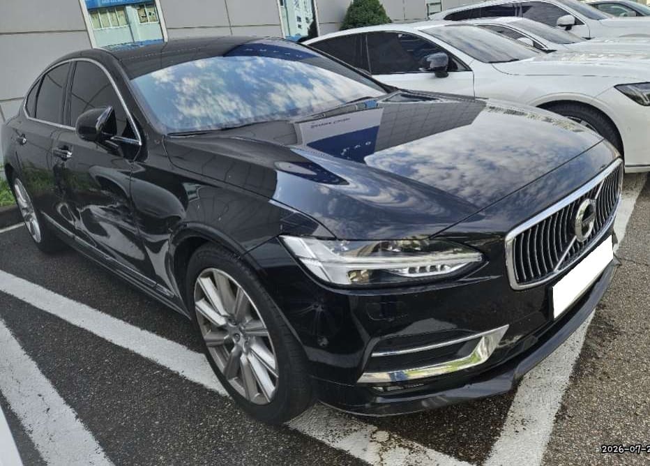 2020 Volvo S90 T5 Inscription (081491) pre-producted