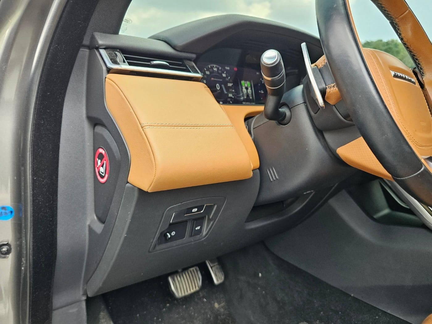 2018 Land Rover Range Rover Velar 3.0 D300 R-Dynamic (S/N: 770060) 42