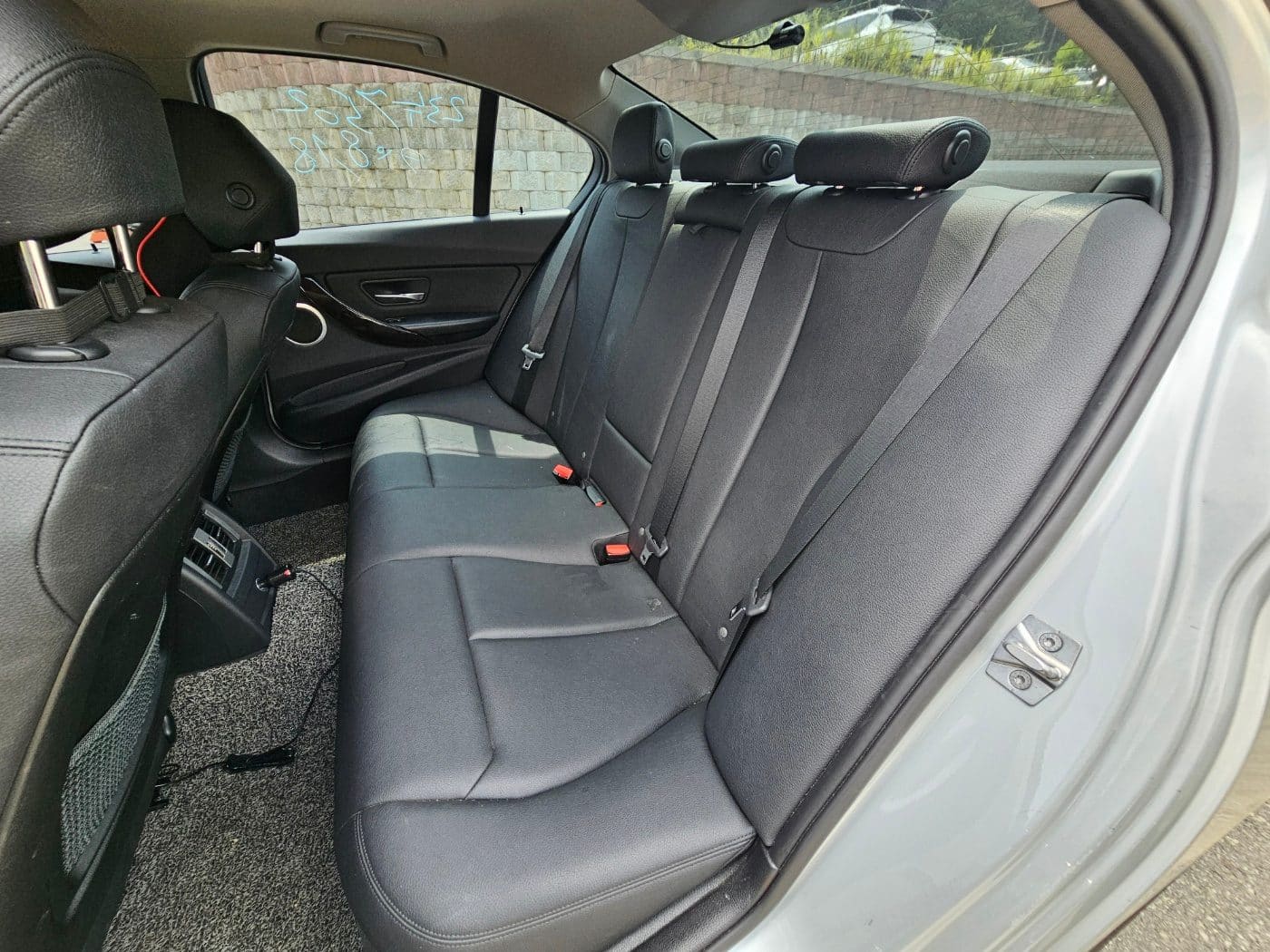 2014 BMW 3 Series (F30) 320i (S/N: 093911) 29