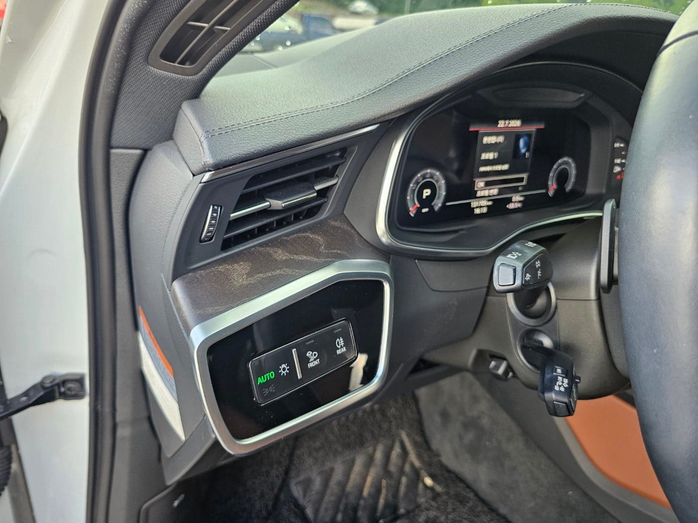 2020 Audi A6 (C8) 45 TFSI Quattro (S/N: 056816) 41