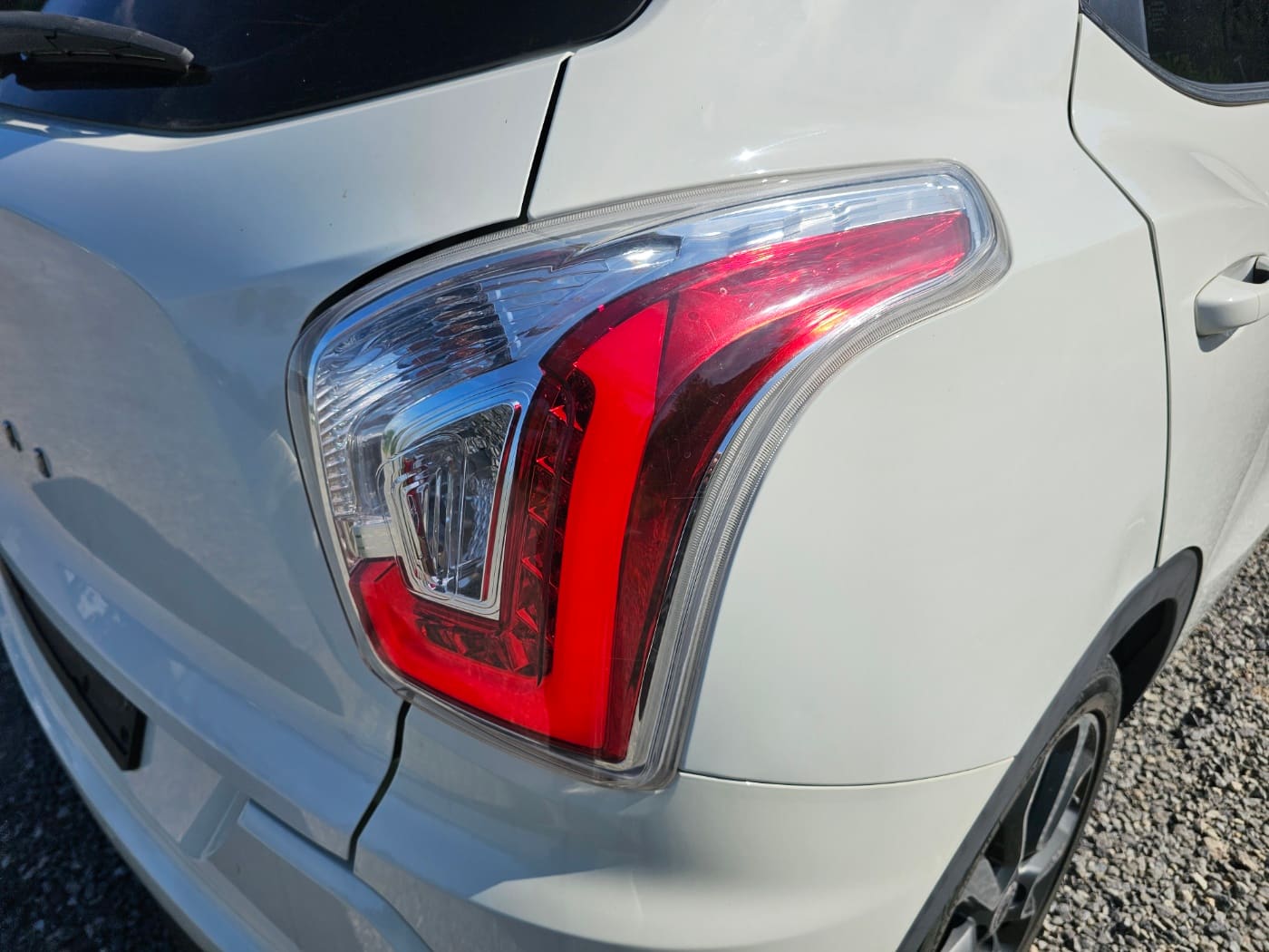 2016 SsangYong Tivoli Gasoline 2WD (S/N: 098670) 11