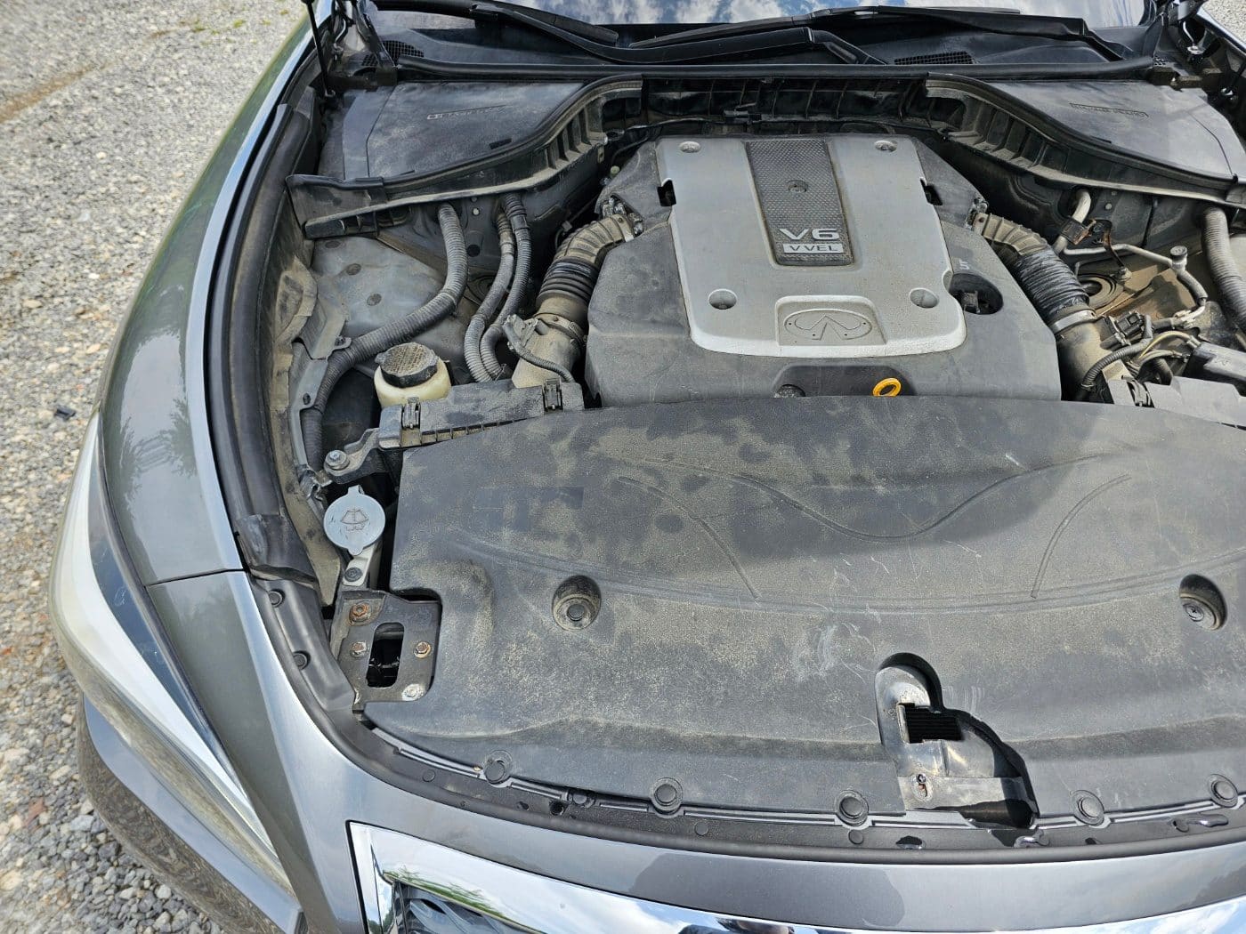 2016 Infiniti Q70 3.7 (S/N: 580157) 21