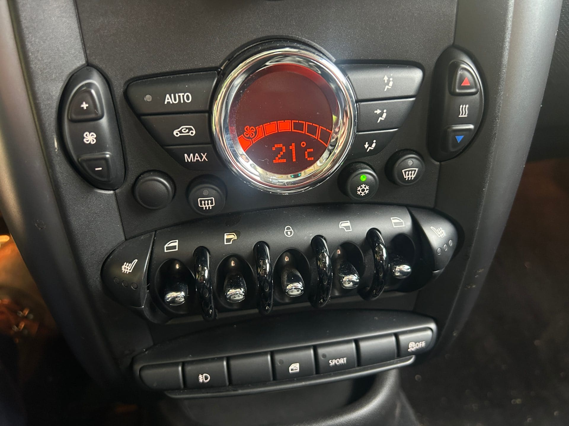 2011 Mini Countryman (R60) 1.6 Cooper S (S/N: K95160) 50