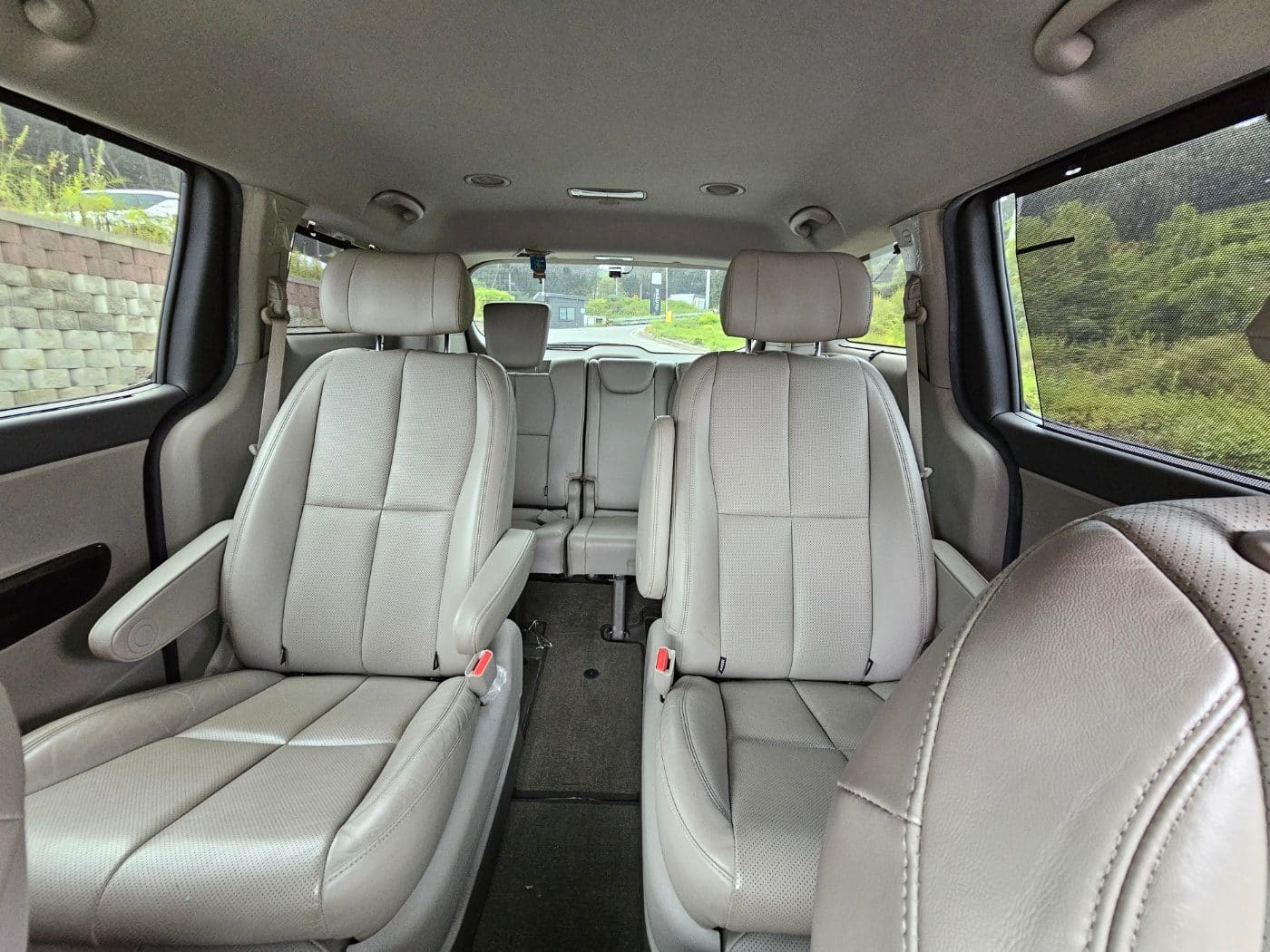 2016 Kia All New Carnival Diesel Limousine (S/N: 092376) 30