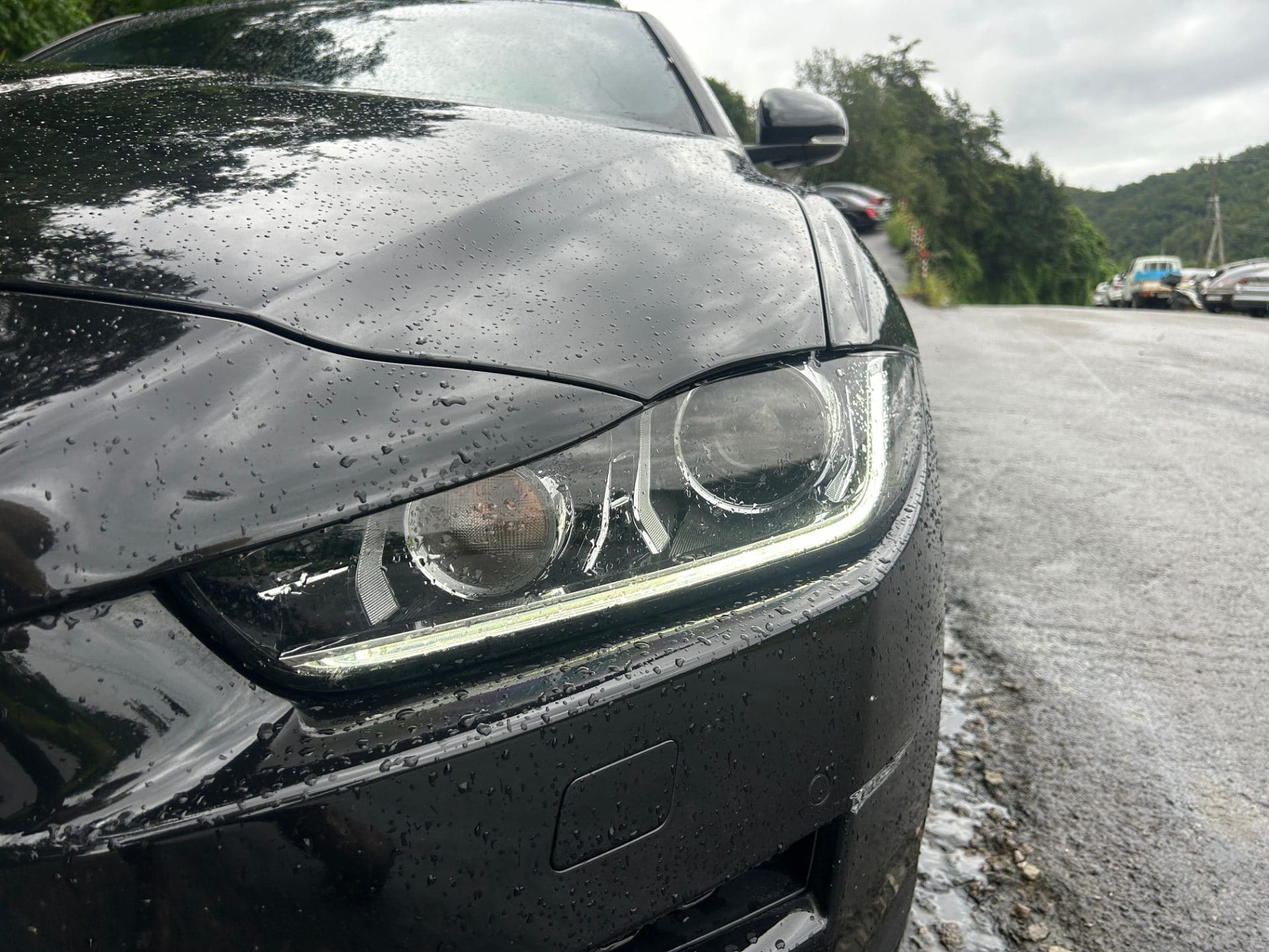 2018 Jaguar XE 2.0D (S/N: P24131) 18