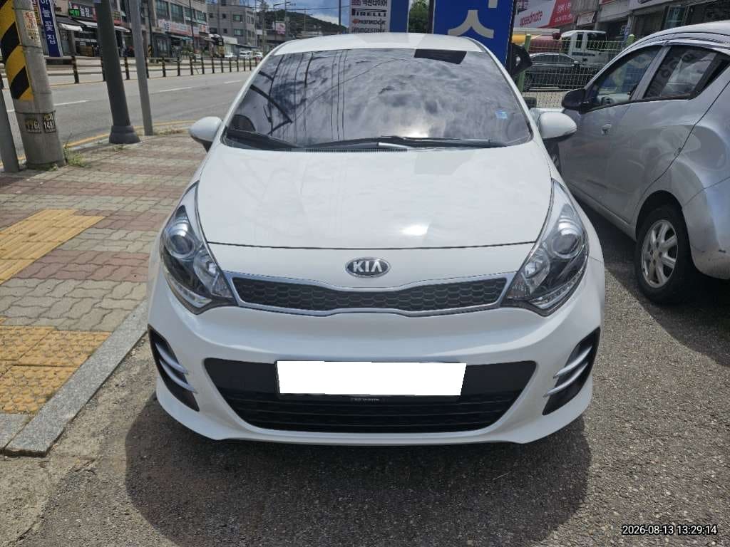 2015 Kia The New Pride 5DR 1.6 GD (573016) pre-producted 6