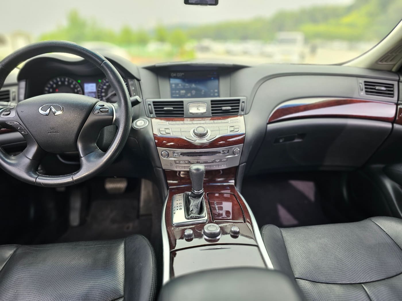 2016 Infiniti Q70 3.7 (S/N: 580157) 34