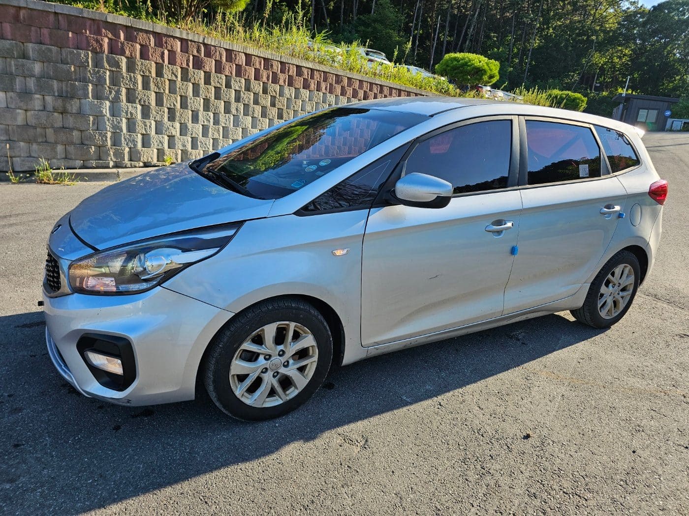 2017 Kia The New Carens 2.0 LPI (S/N: 166208)