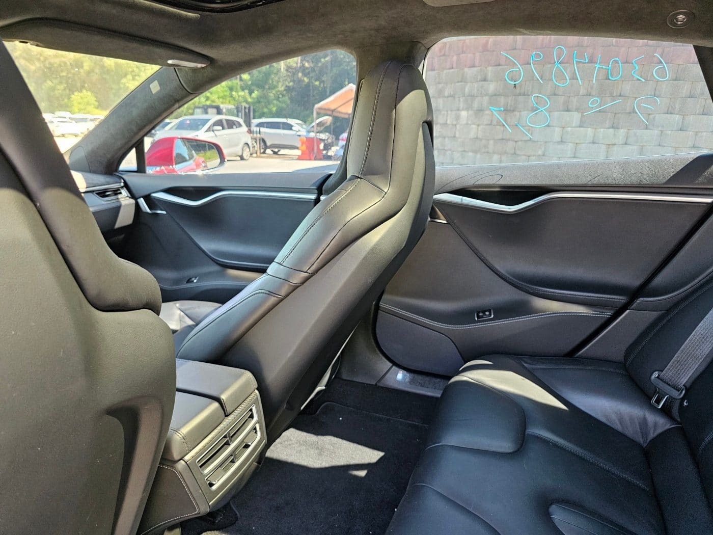 2014 Tesla Model S Performance (S/N: P63705) 30