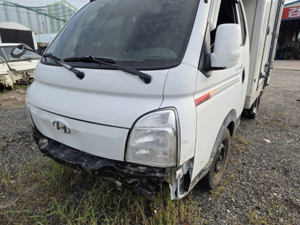 2020 Hyundai Porter II 1.0-Ton Super Cab (CRDi) (721664) pre-producted 6