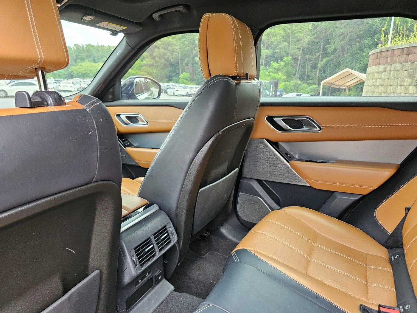 2018 Land Rover Range Rover Velar 3.0 D300 R-Dynamic (S/N: 770060) 34