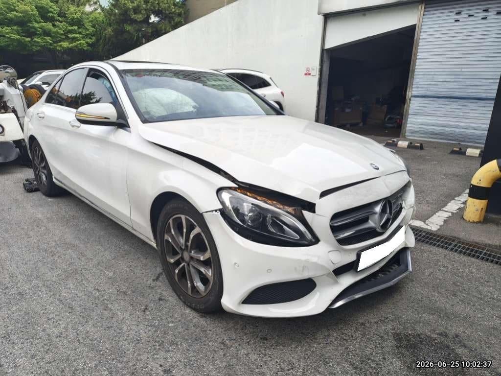 2016 Benz C-Class W205 C220 d (228102) pre-producted 2