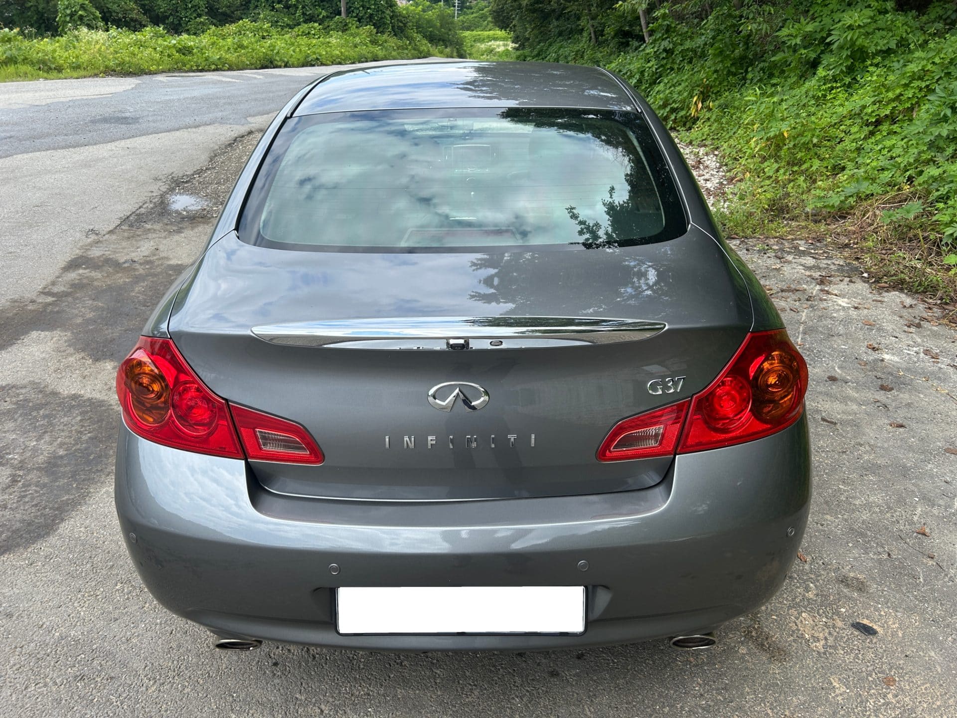 2010 Infiniti G37 Sedan S (S/N: 410967) 5