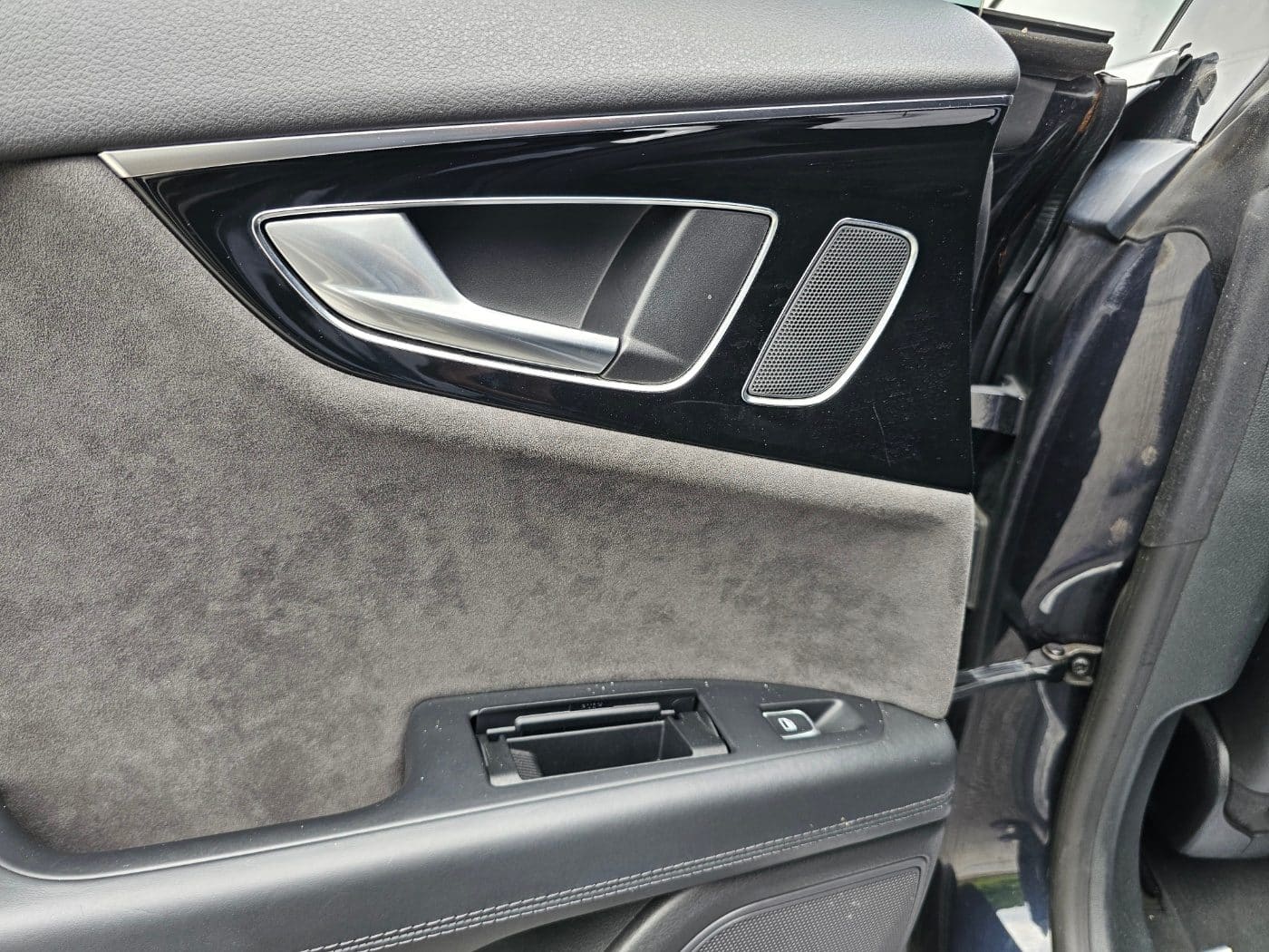 2016 Audi A7 40 TFSI Quattro (S/N: 094569) 28