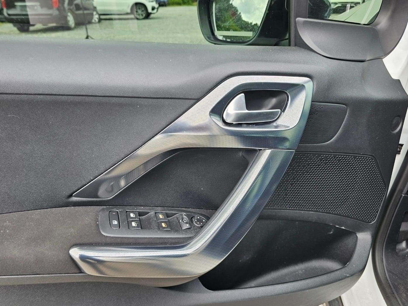 2015 Peugeot  2008 1.6 (S/N: 002491) 34