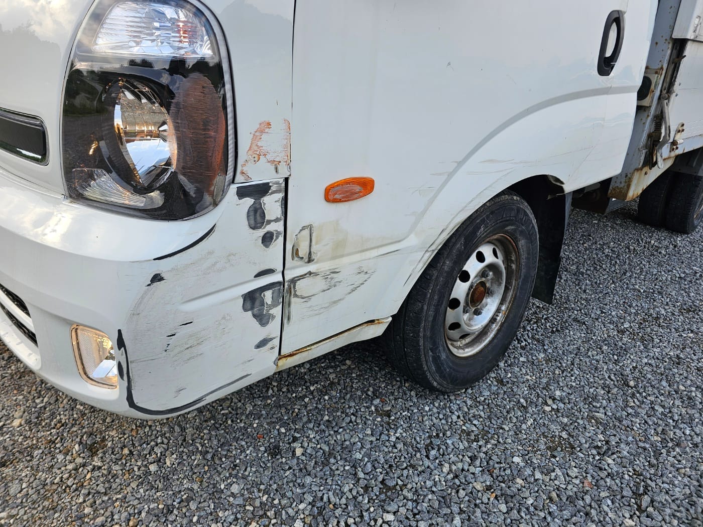 2014 Kia Bongo 3 1.0-ton King Cab (CRDi) (S/N: 893403) 31