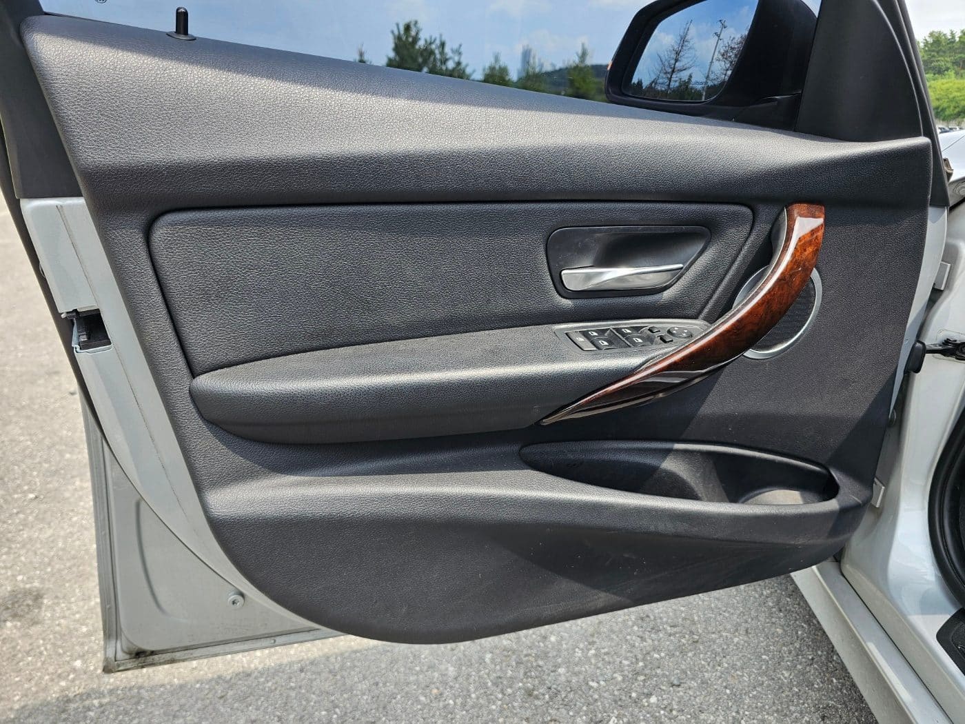 2014 BMW 3 Series (F30) 320i (S/N: 093911) 35