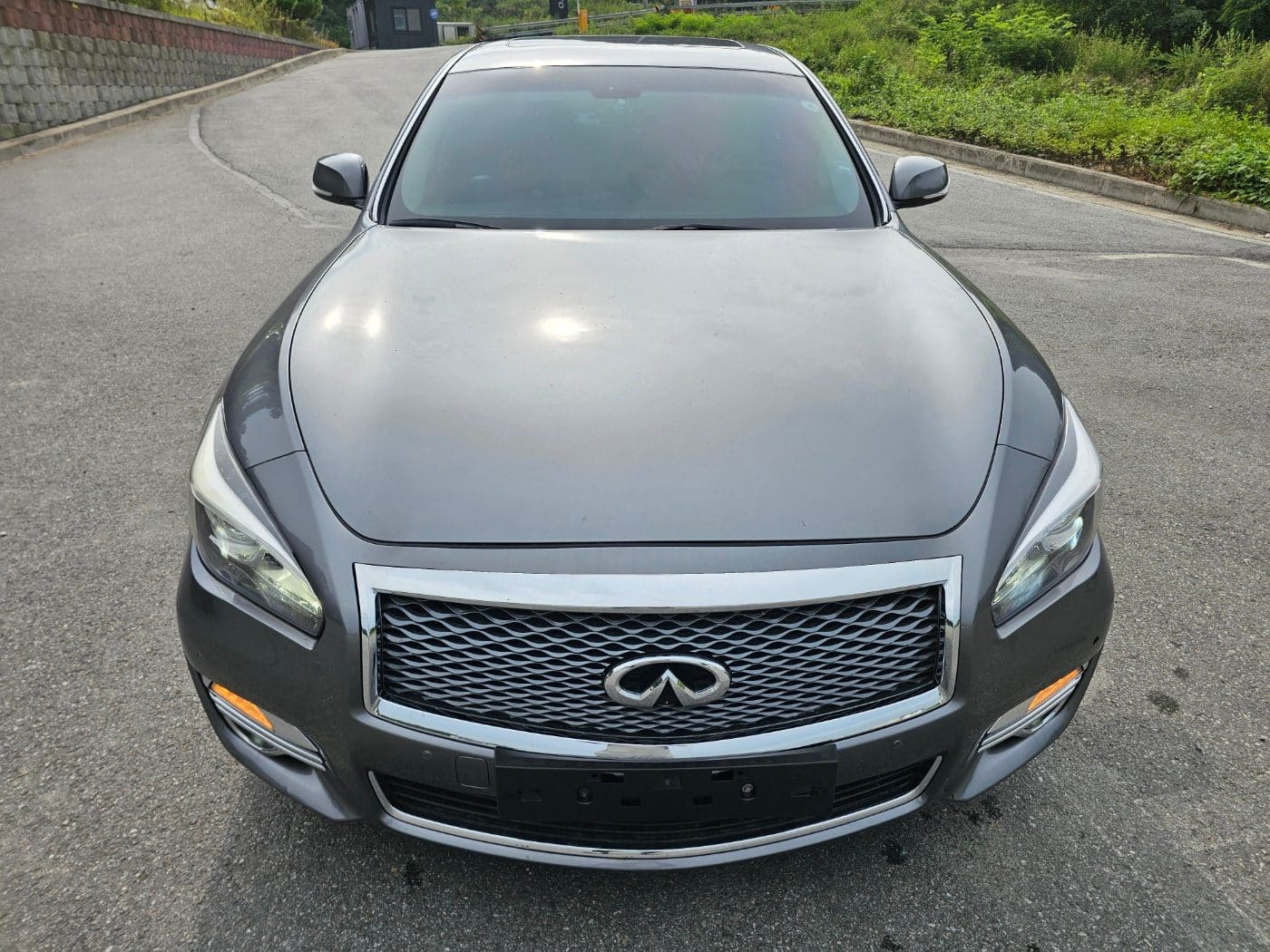 2016 Infiniti Q70 3.7 (S/N: 580157) 2