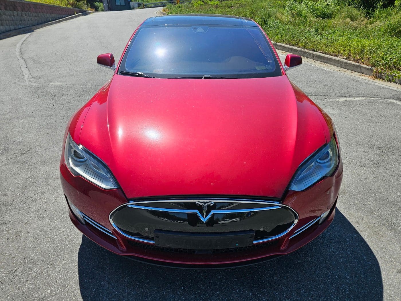 2014 Tesla Model S Performance (S/N: P63705) 2