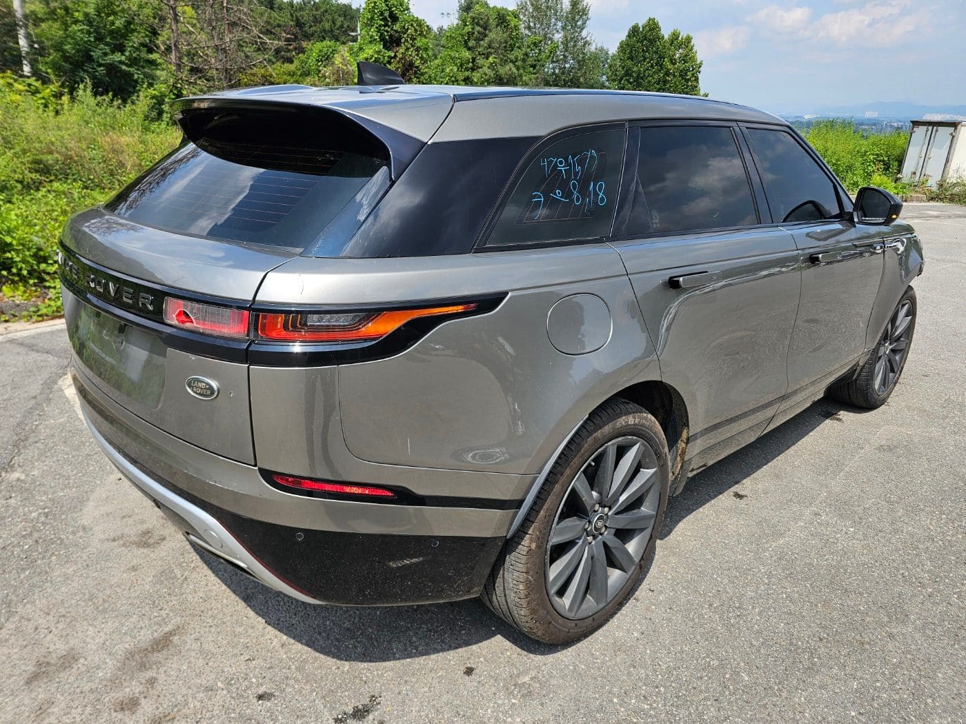 2018 Land Rover Range Rover Velar 3.0 D300 R-Dynamic (S/N: 770060) 4