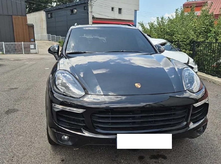 2017 Porsche Cayenne (S/N: A30418) [RB Auction]