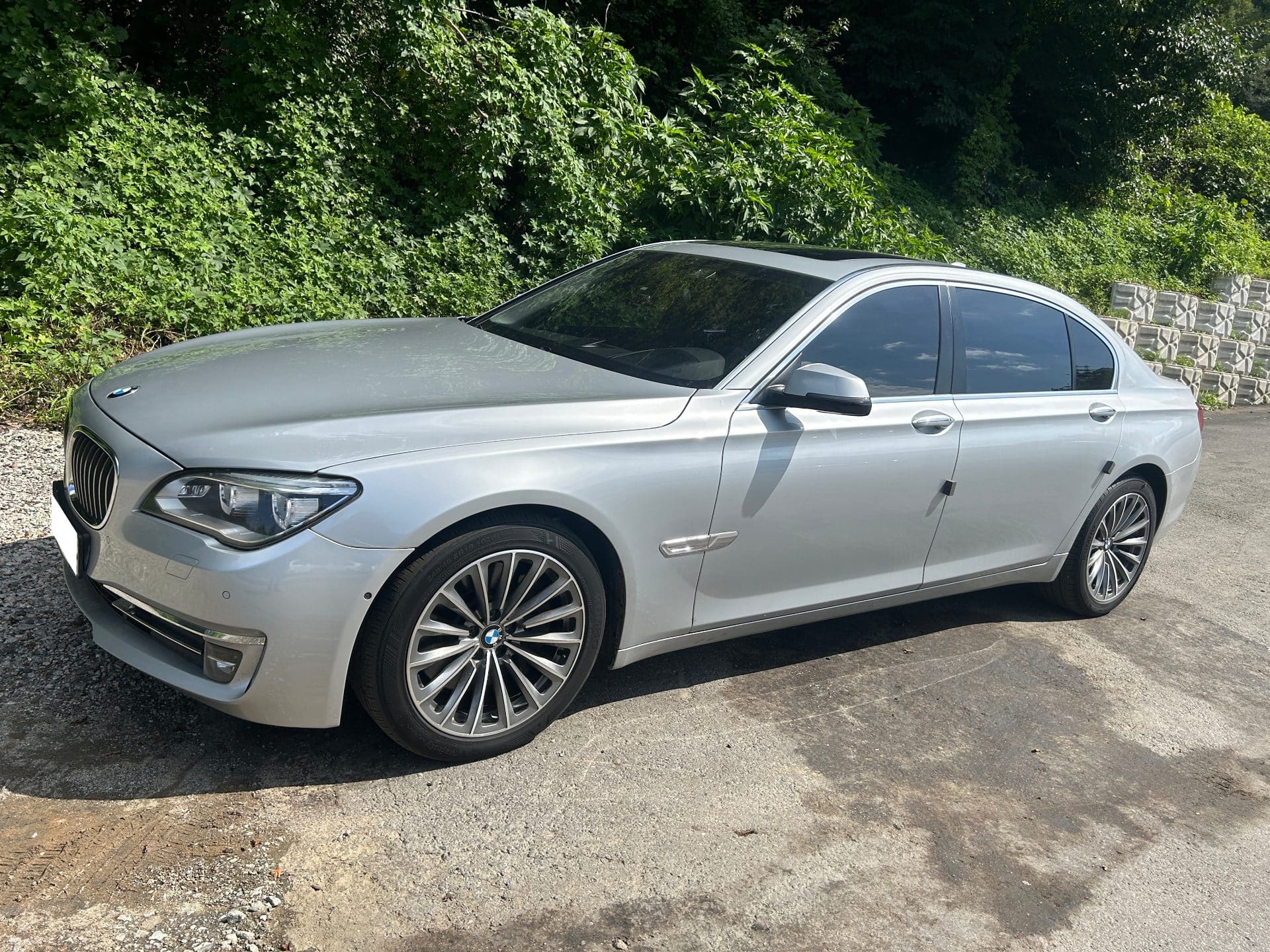 2014 BMW 7 Series (F01) 750 Li xDrive (S/N: 185185)