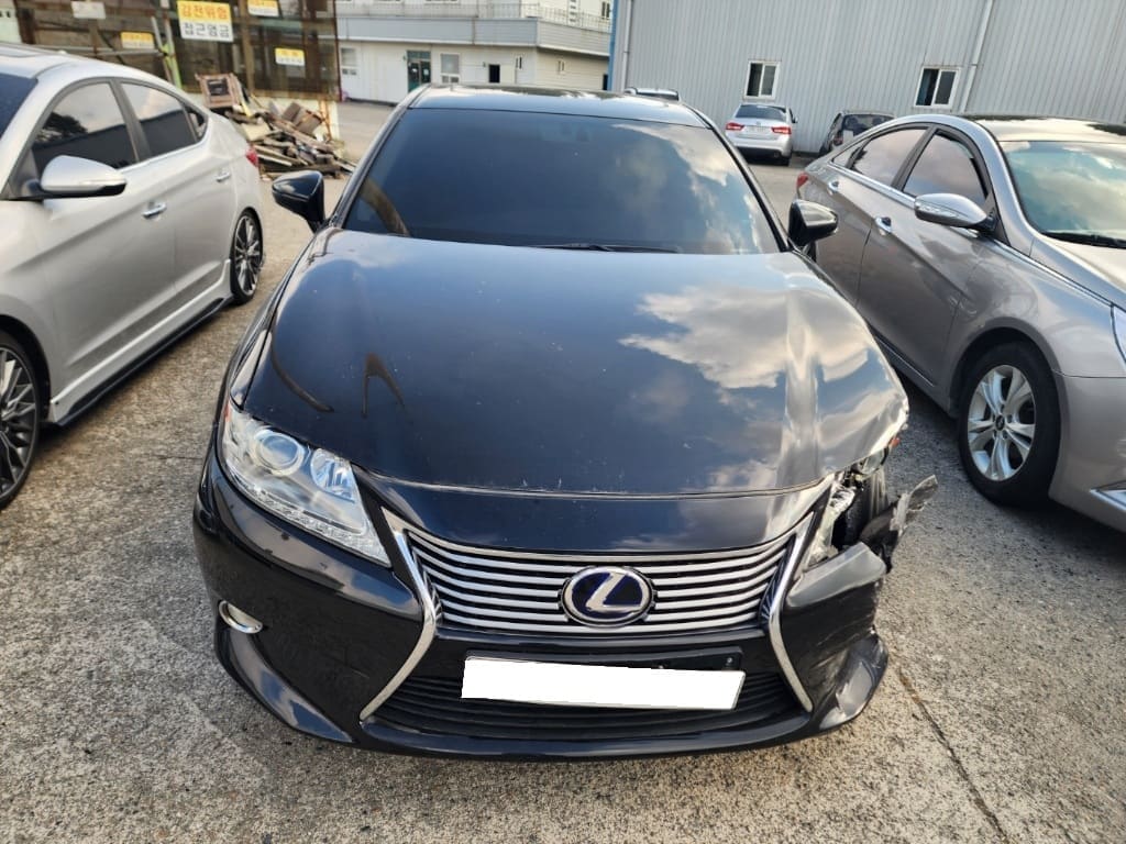 2013 Lexus New ES300h Supreme (015443) pre-producted