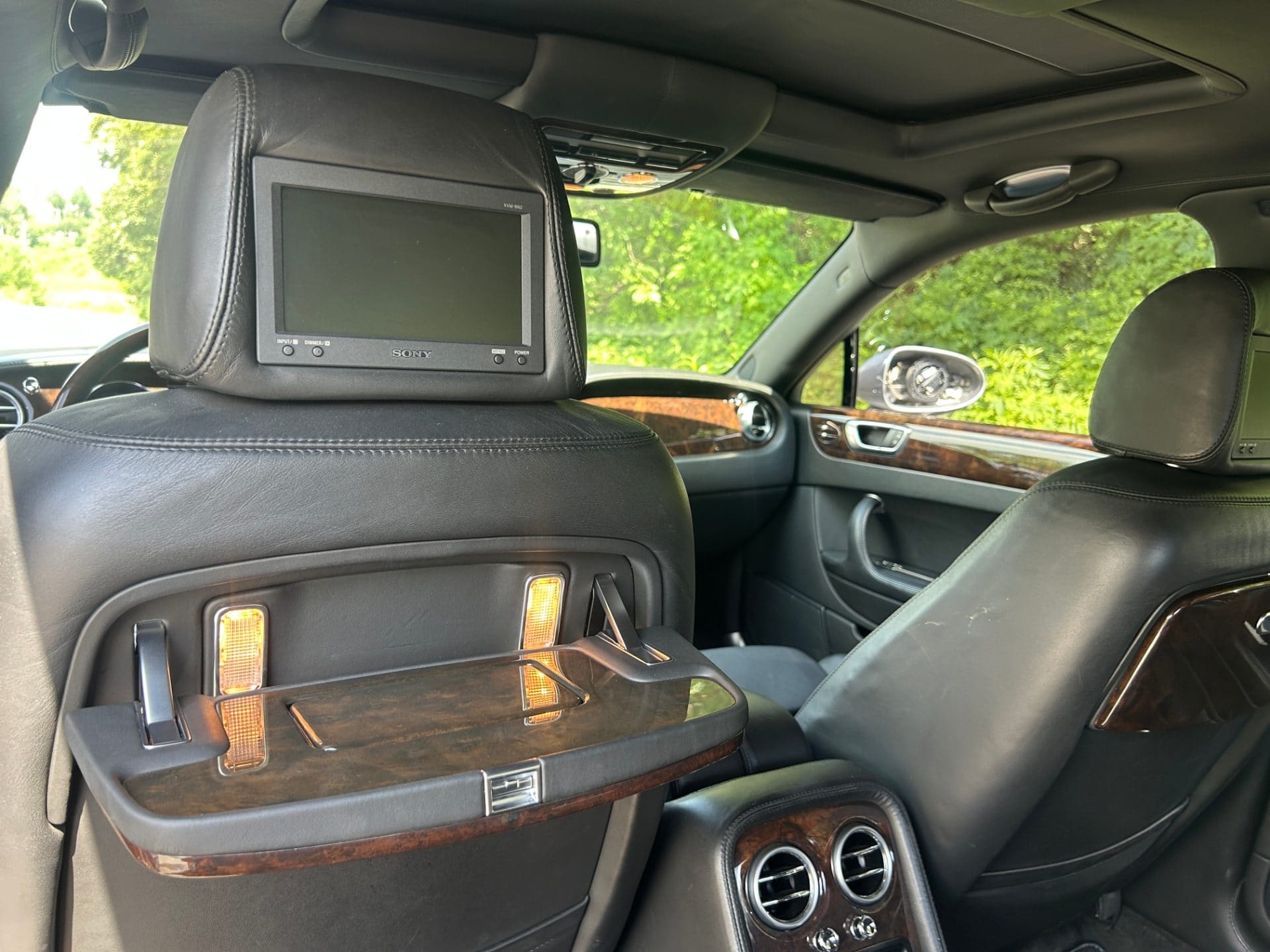 2007 Bentley Continental Flying Spur (S/N: 049897) 48
