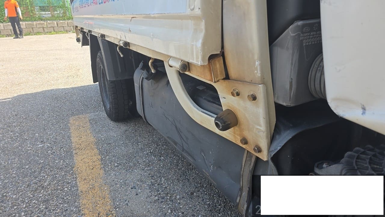 2015 Kia Bongo 3 1.0-ton King Cab (CRDi) (975803) pre-producted 4