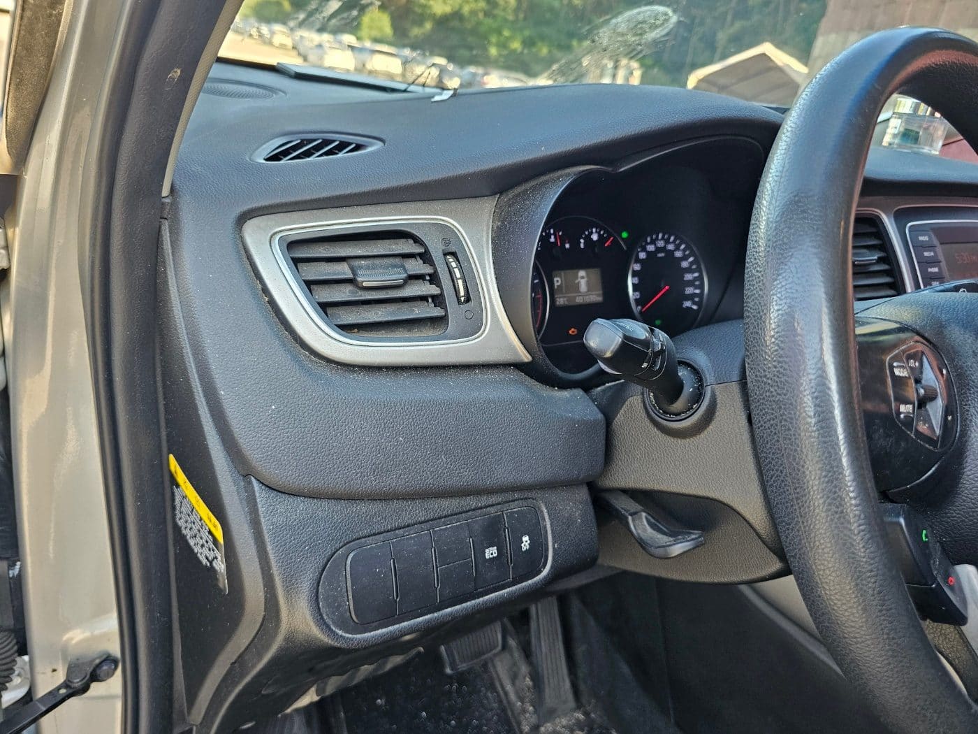 2017 Kia The New Carens 2.0 LPI (S/N: 166208) 38