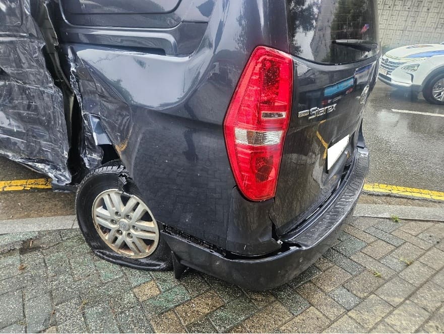 2017 Hyundai Grand Starex Van (894682) pre-producted 3
