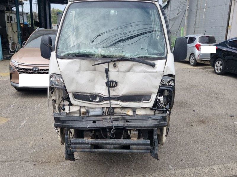 2016 Kia [Wing Body] Bongo 3 1.0 Ton King Cab (CRDi) (076120) pre-producted 2