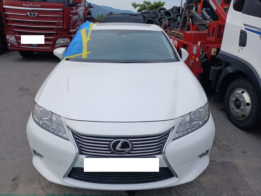 2014 Lexus New ES350 (108602) pre-producted