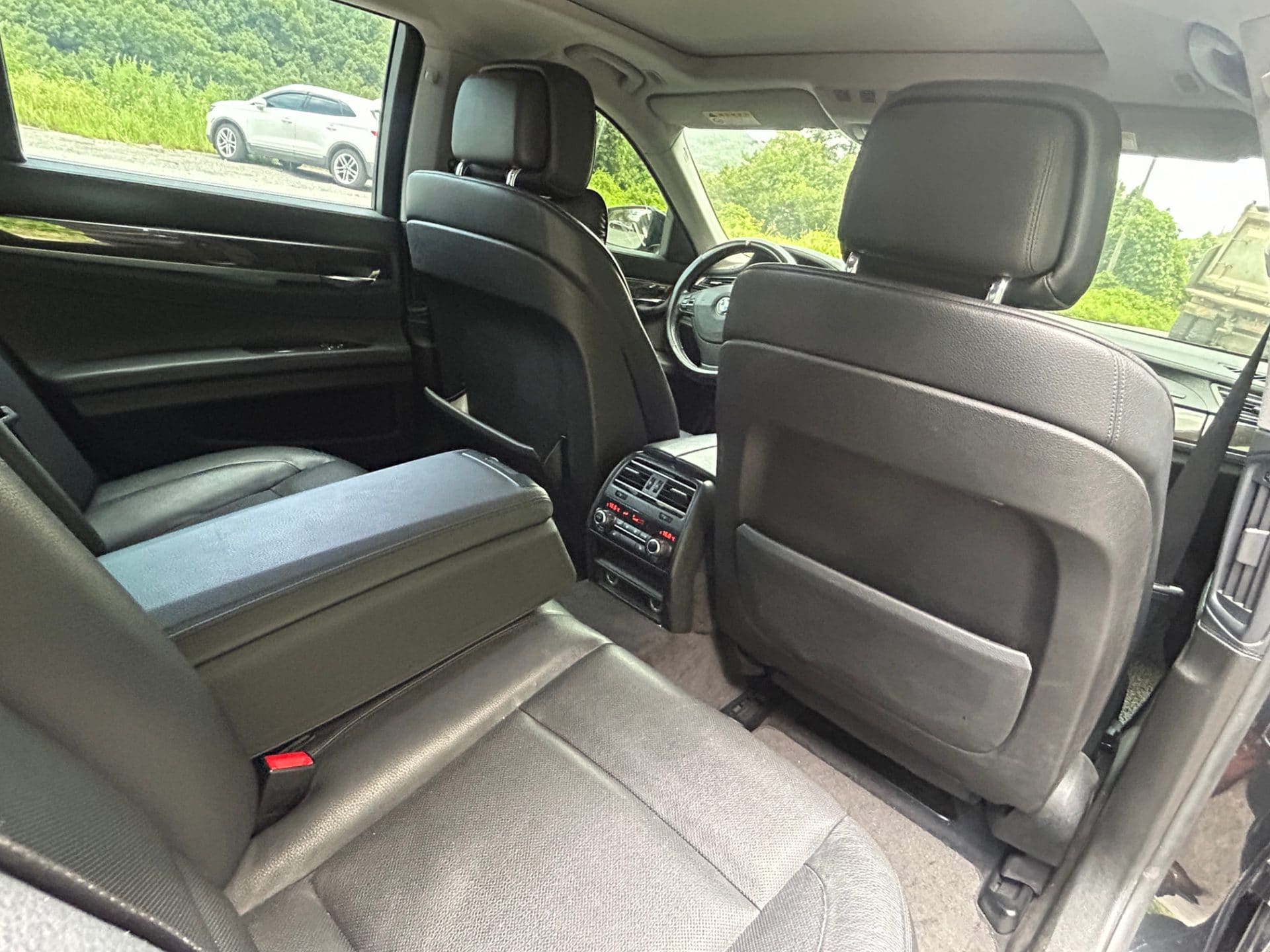 2010 BMW 7 Series (F01) 740 i (S/N: 367883) 31