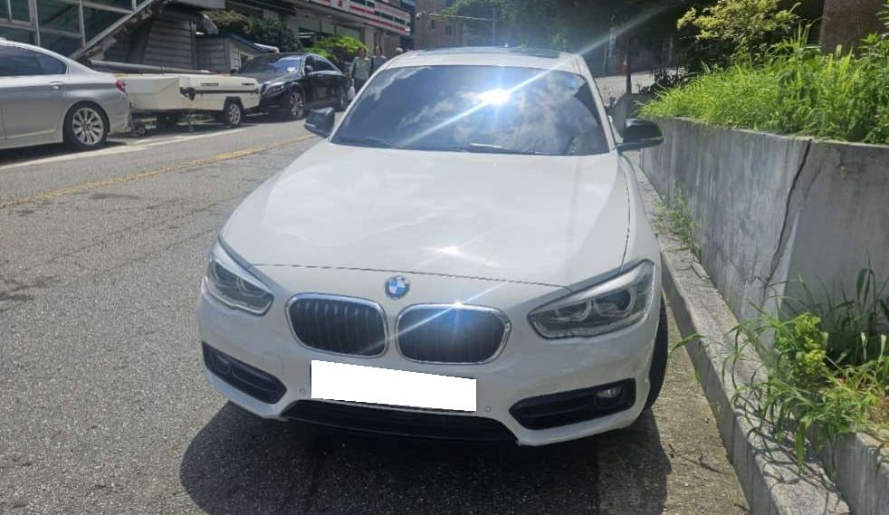 2016 BMW 1 Series (F20) 118d Sport (803918) pre-producted 3
