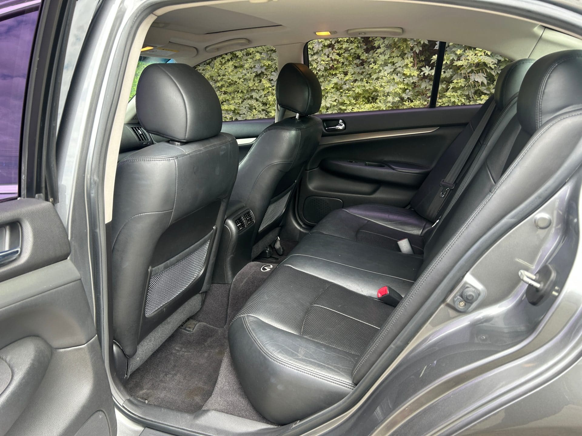 2010 Infiniti G37 Sedan S (S/N: 410967) 25