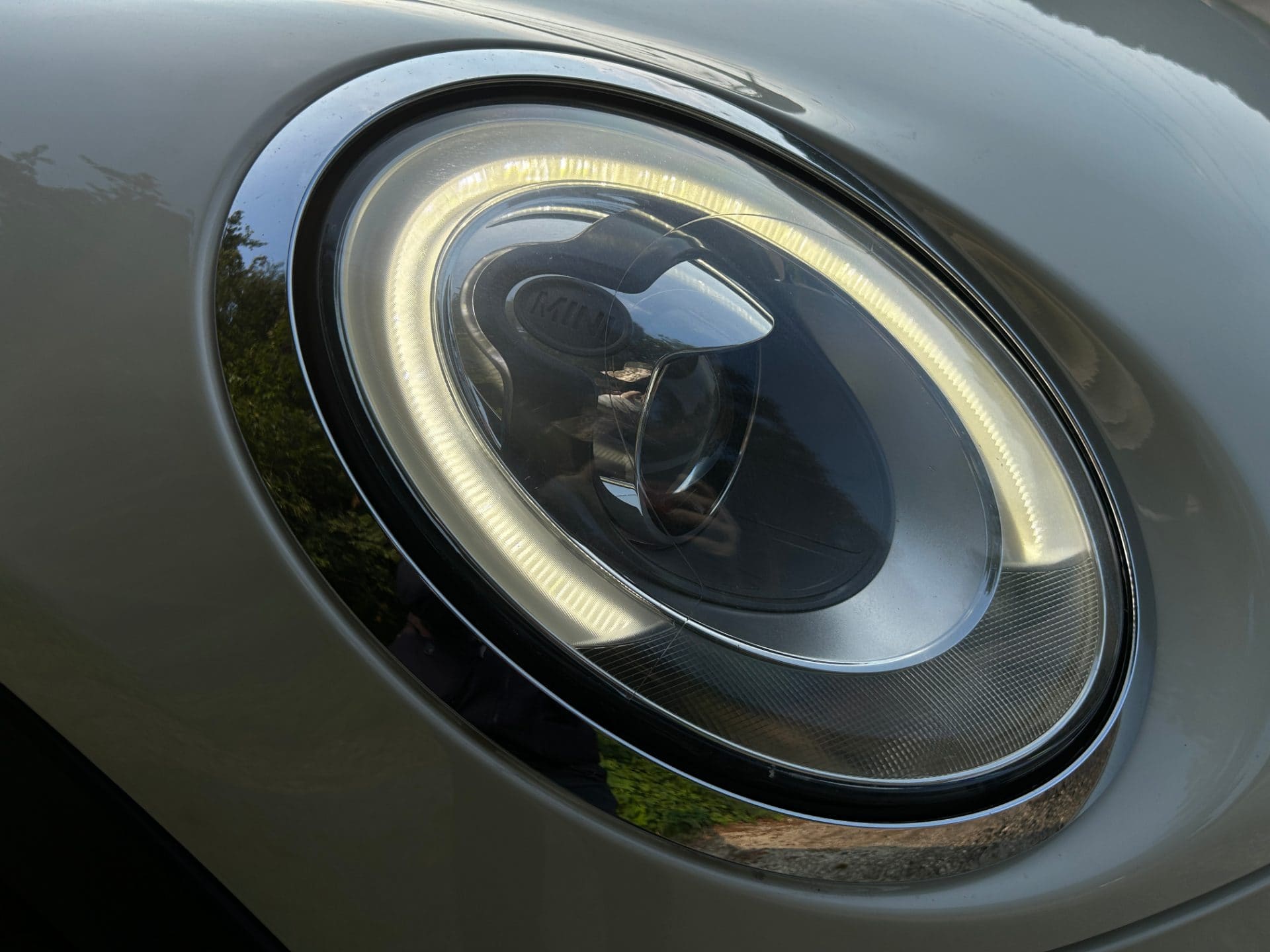 2015 Mini Cooper 5-door (S/N: B05592) 14