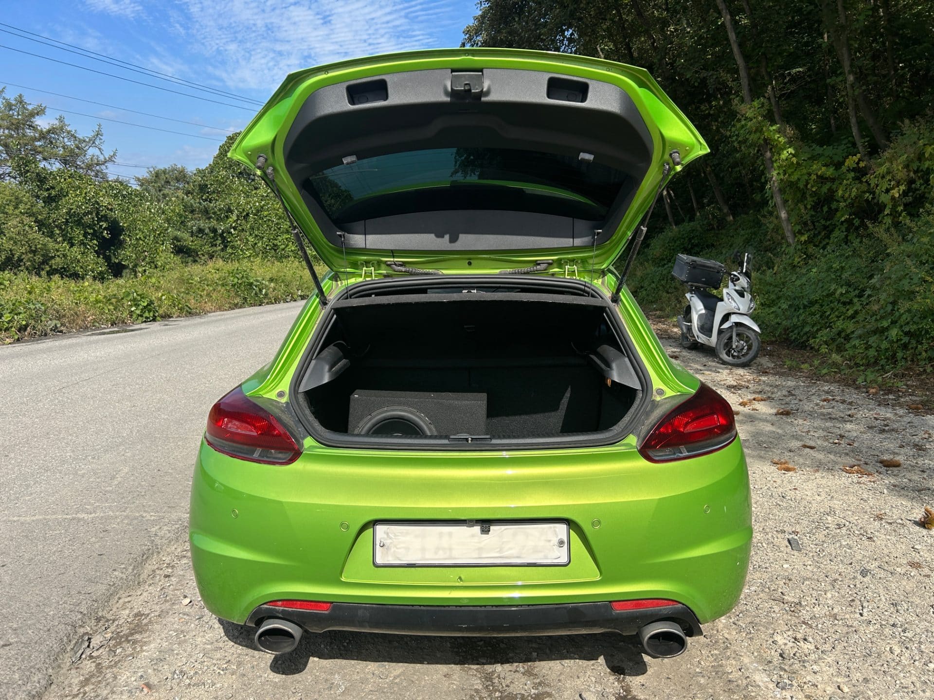 2012 Volkswagen Scirocco 2.0 TSIR-Line (S/N: 026809) 18