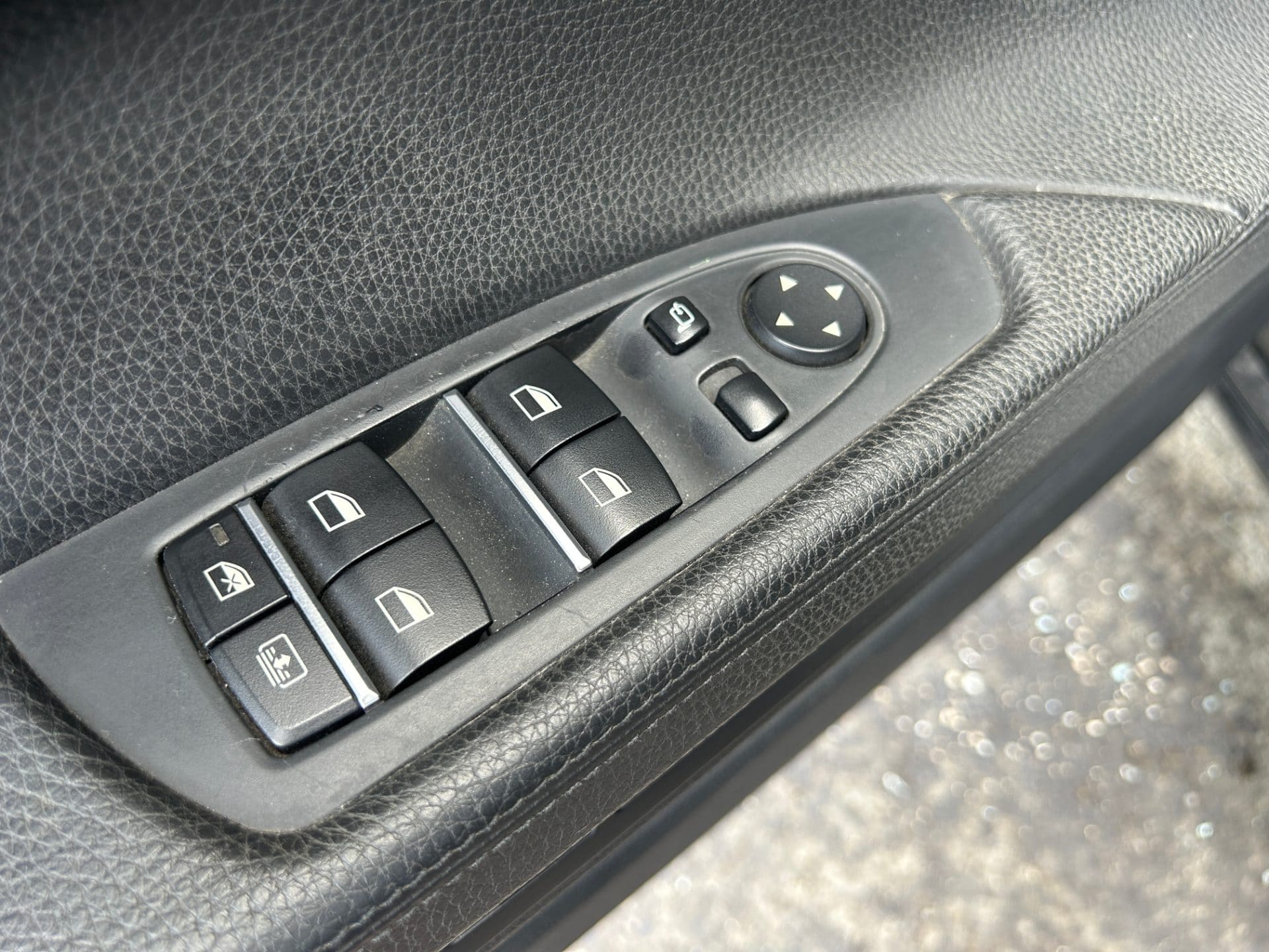 2010 BMW 7 Series (F01) 740 i (S/N: 367883) 40